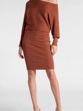 Express Long Sleeve Ribbed Midi Dress in Rust